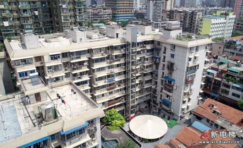 老舊小區(qū)地面公共空間有限，巧用天臺(tái)一部電梯4個(gè)單元共享